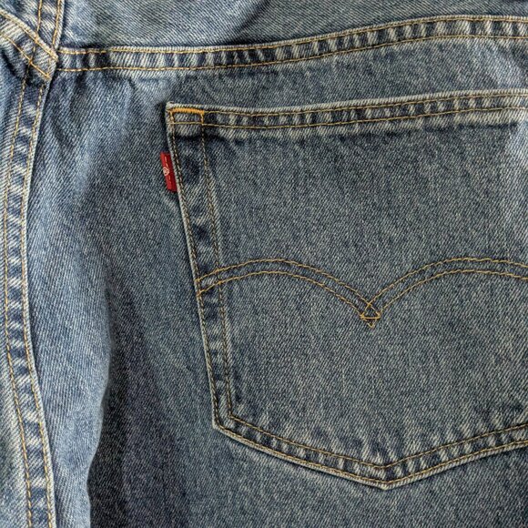 Levi Strauss & Co. Men's Denim Jeans 505 Classic Straight Leg Cotton W44 L30 - Picture 9 of 15